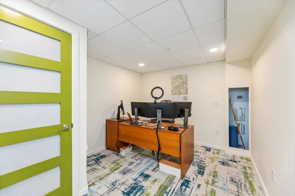 14 East Ridge Drive Peterborough NH 03458