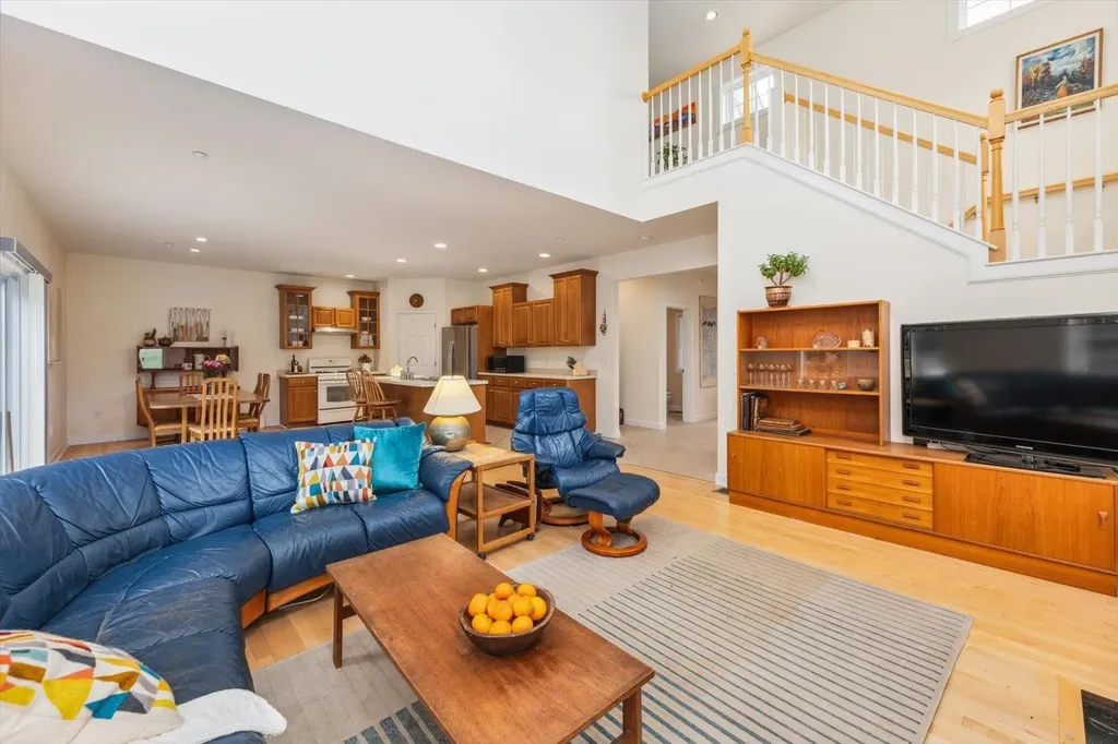 14 East Ridge Drive Peterborough NH 03458