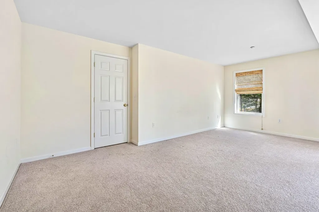 51 Hackett Hill Road Manchester NH 03102