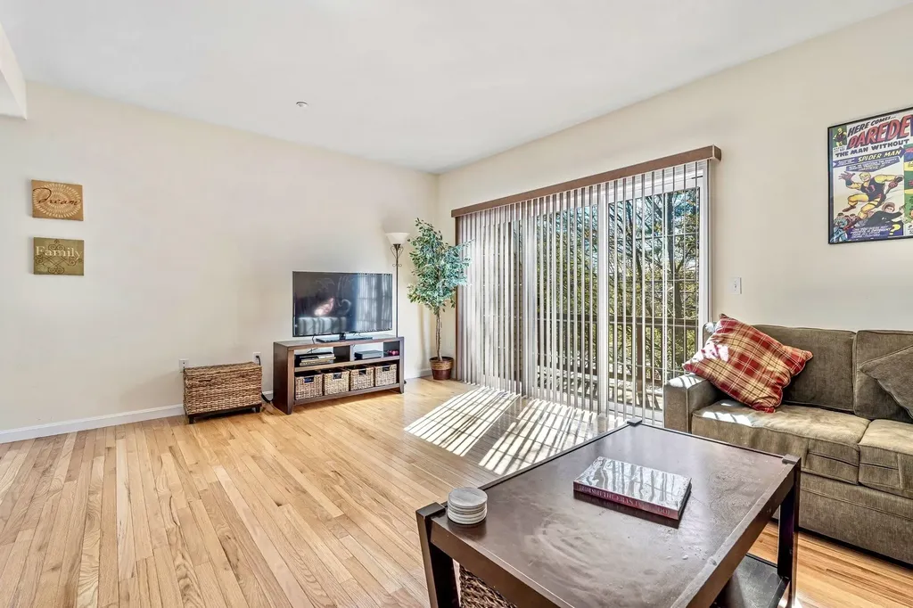 51 Hackett Hill Road Manchester NH 03102