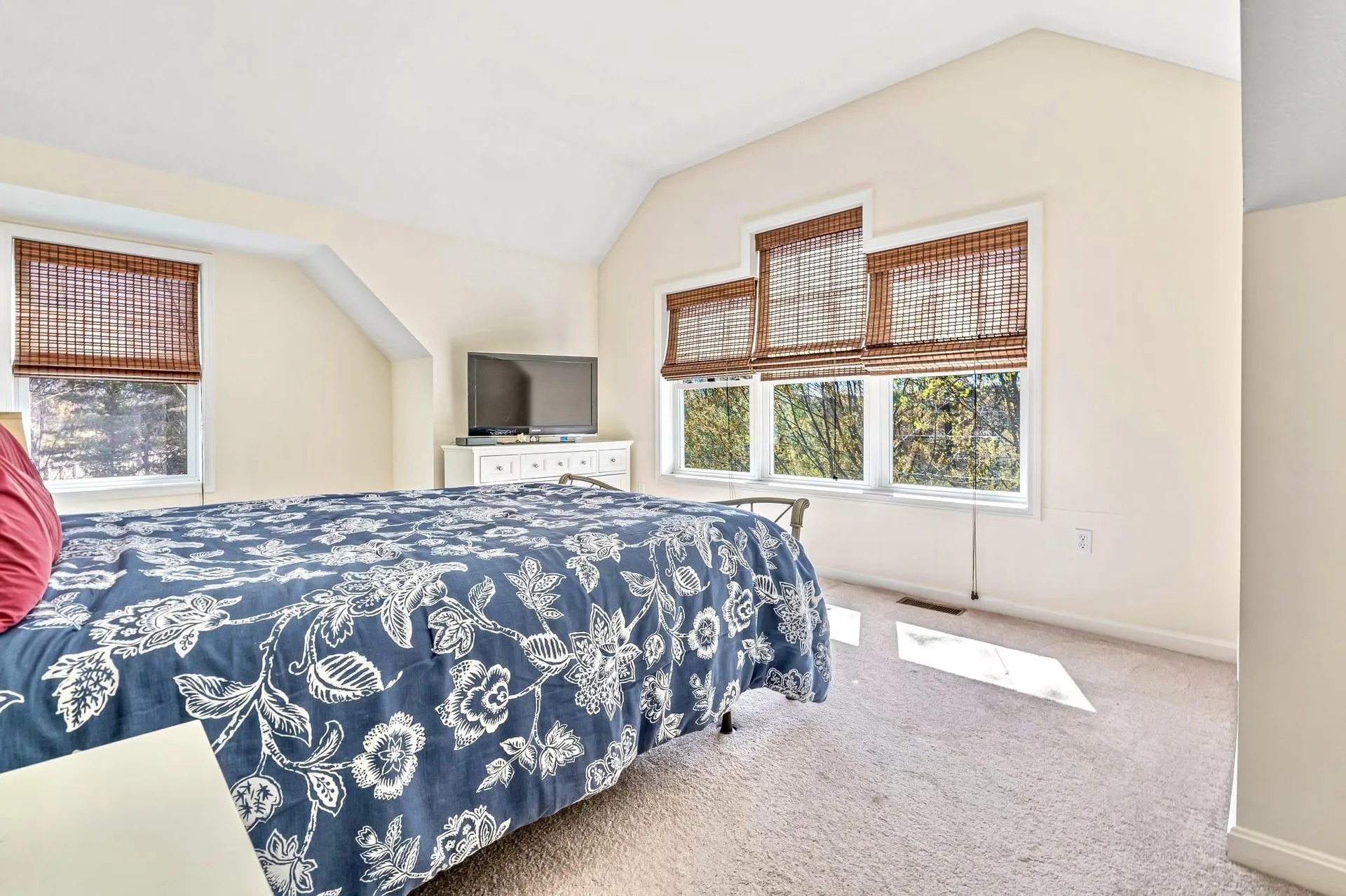 51 Hackett Hill Road Manchester NH 03102