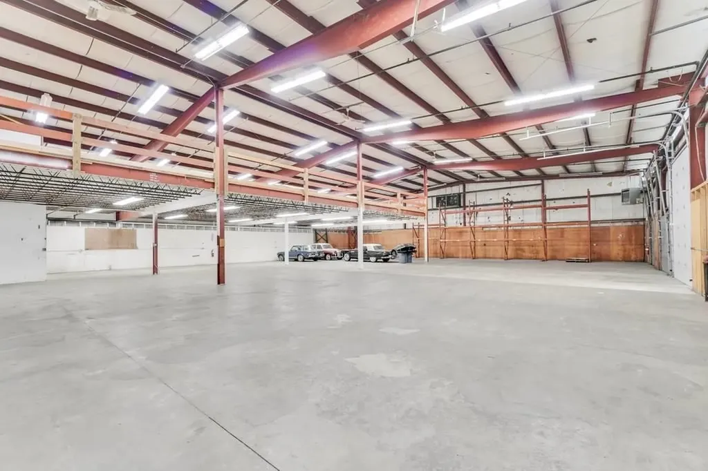 2 Gregory Drive South Burlington VT 05403-9998