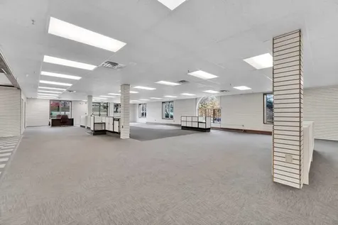 2 Gregory Drive South Burlington VT 05403-9998