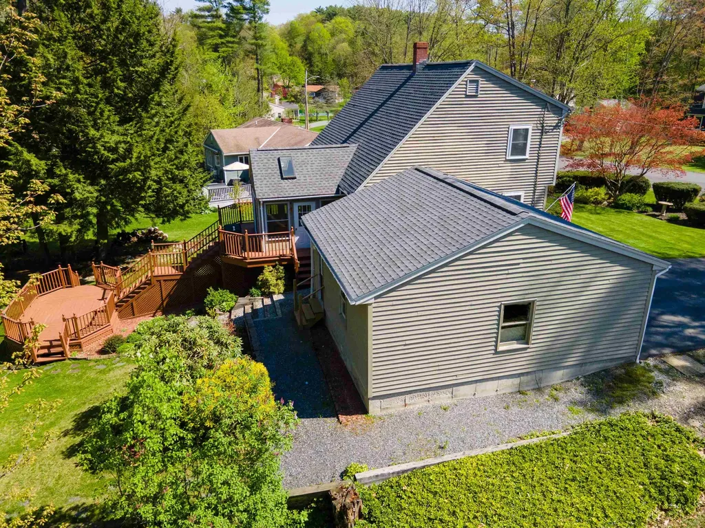 3 Cindy Avenue Claremont NH 03743