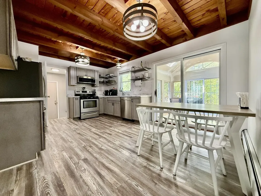 3 Cindy Avenue Claremont NH 03743