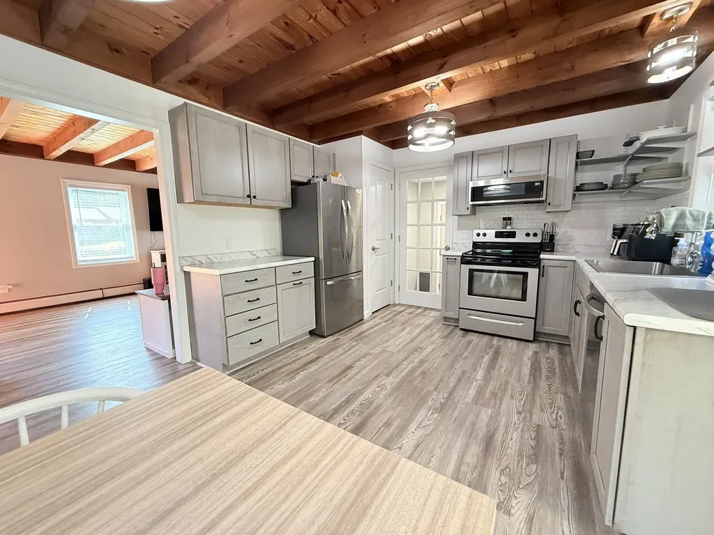 3 Cindy Avenue Claremont NH 03743