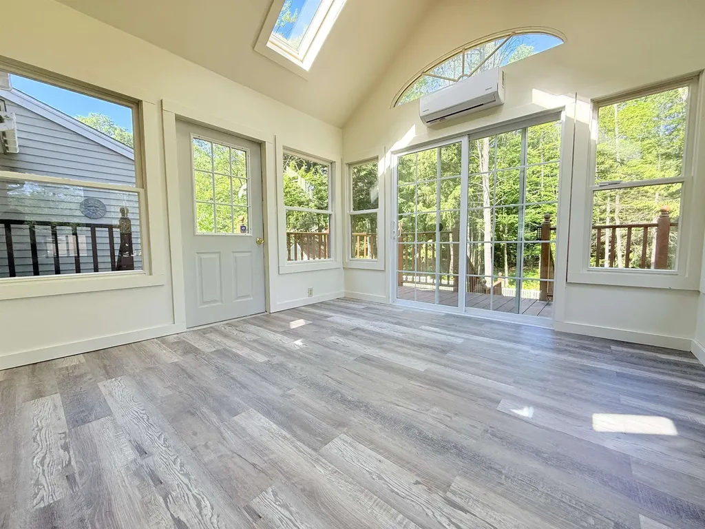 3 Cindy Avenue Claremont NH 03743