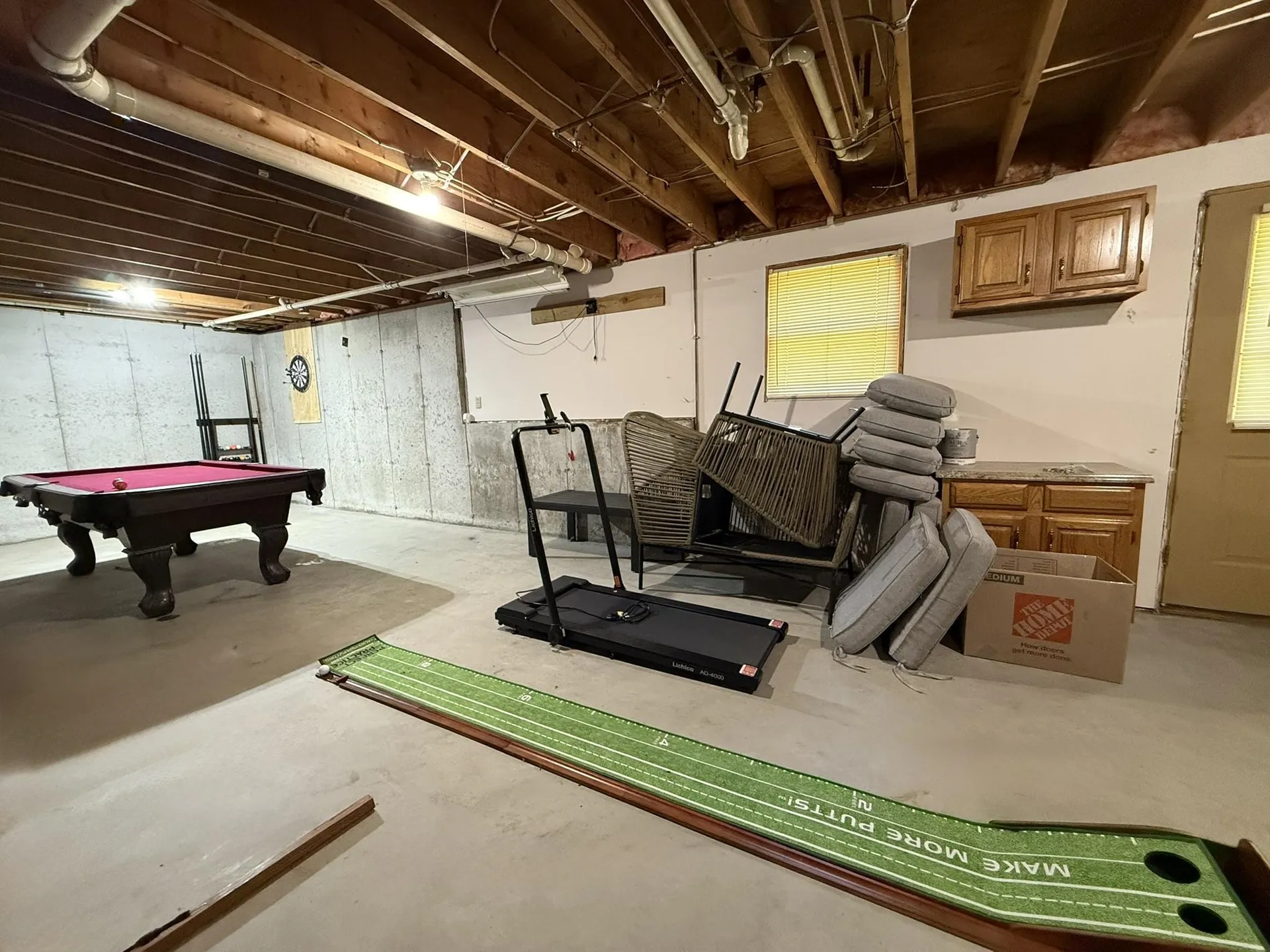 3 Cindy Avenue Claremont NH 03743