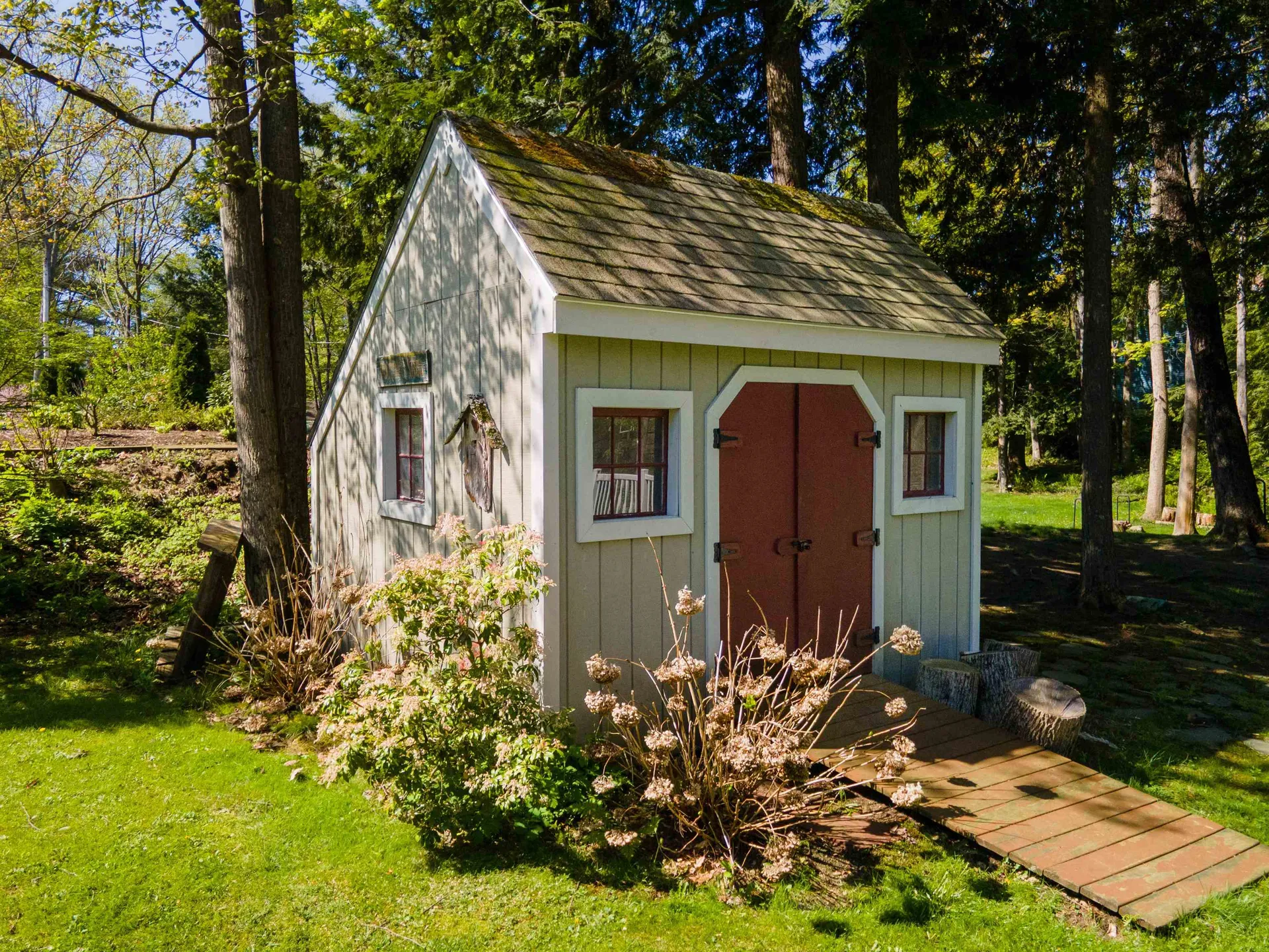 3 Cindy Avenue Claremont NH 03743