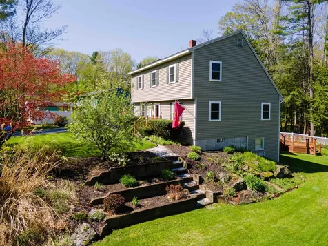 3 Cindy Avenue Claremont NH 03743