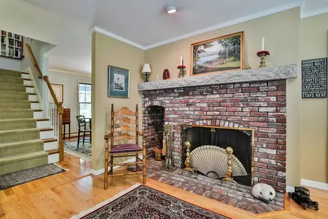 51 Hillcrest Road Goffstown NH 03045