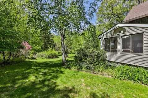 51 Hillcrest Road Goffstown NH 03045