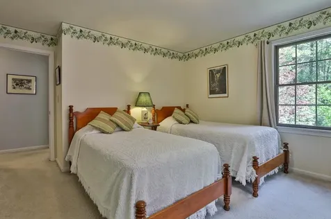 51 Hillcrest Road Goffstown NH 03045