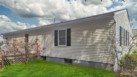 1474 Hartford Avenue Hartford VT 05001