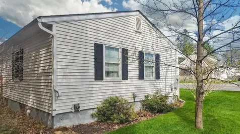 1474 Hartford Avenue Hartford VT 05001