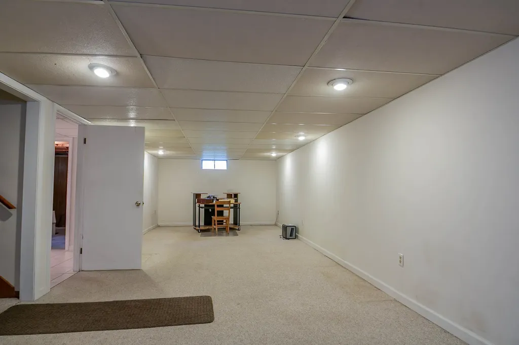 17 Mountain View Boulevard South Burlington VT 05403