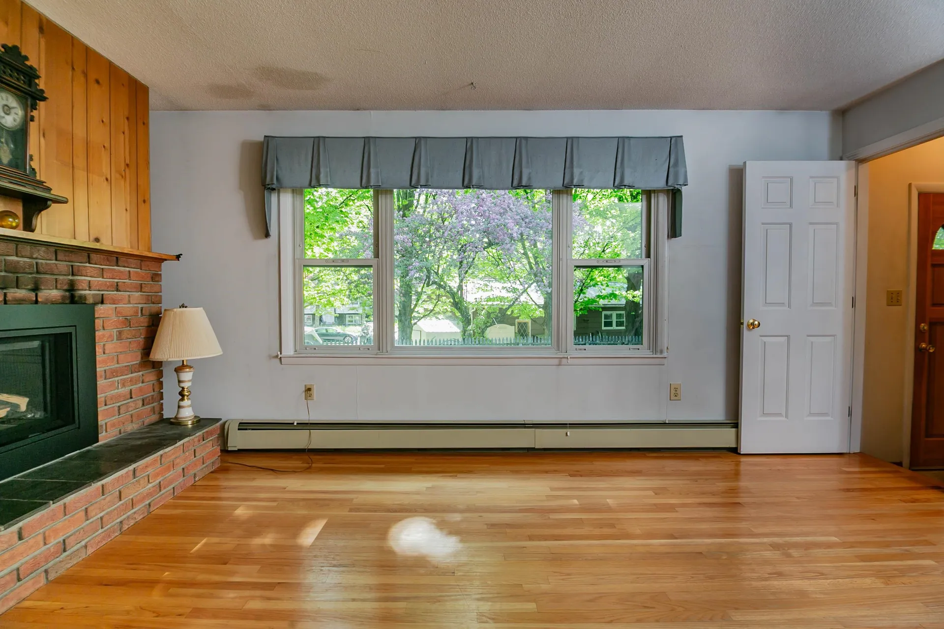 17 Mountain View Boulevard South Burlington VT 05403