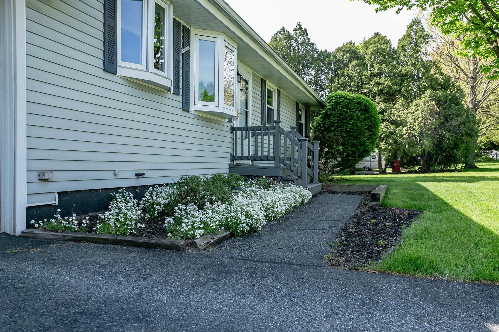 17 Mountain View Boulevard South Burlington VT 05403