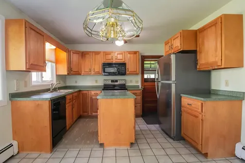 17 Mountain View Boulevard South Burlington VT 05403