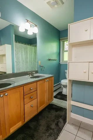 17 Mountain View Boulevard South Burlington VT 05403