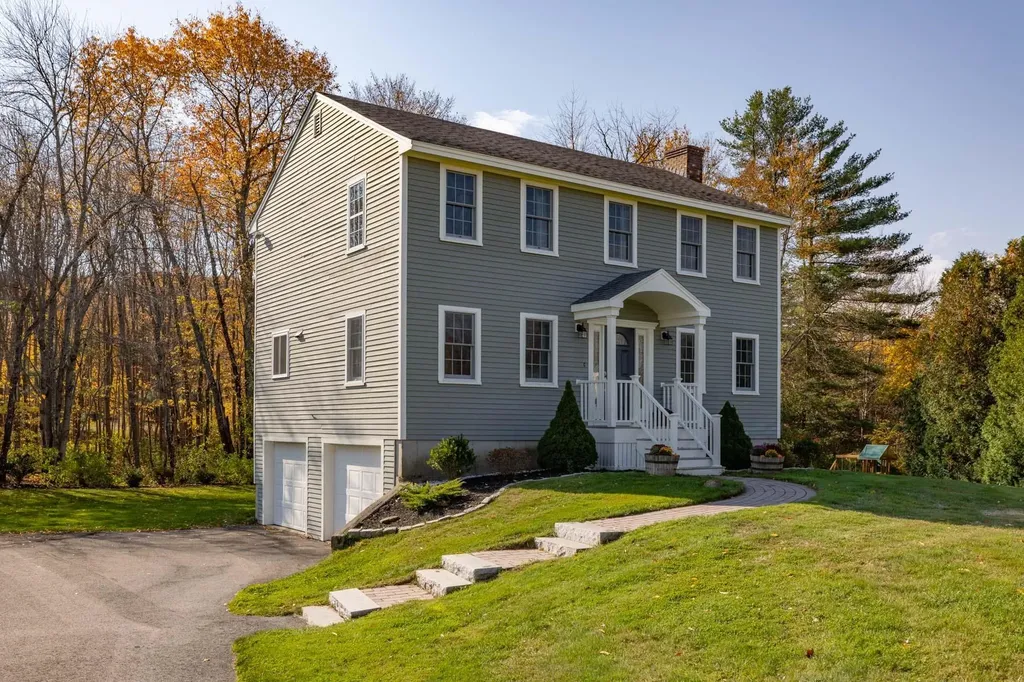 3 Jewett Lane Stratham NH 03885