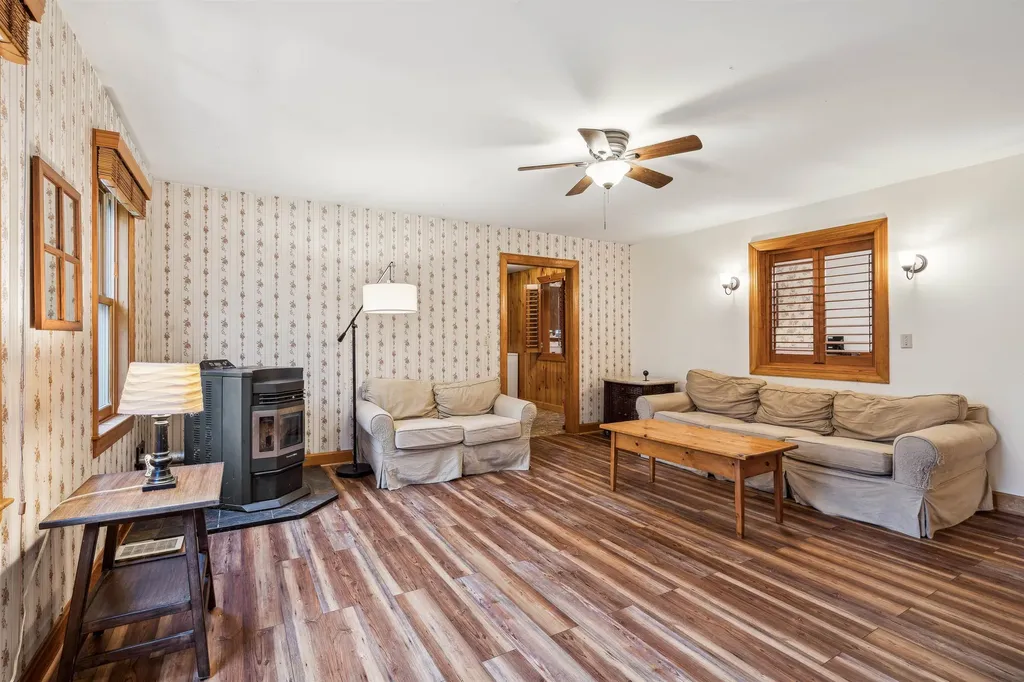 401 Brook Road Chelsea VT 05038