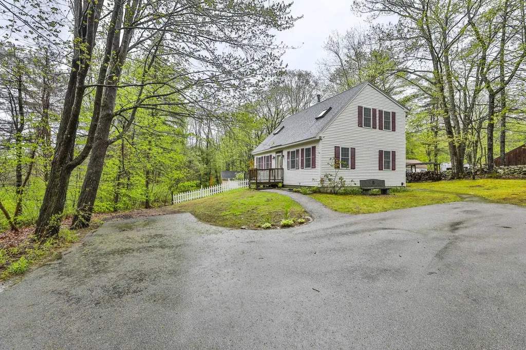 961 Isaac Frye Highway Wilton NH 03086