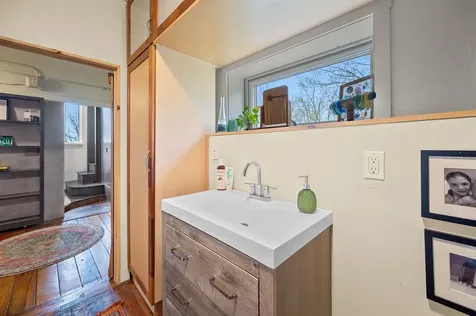 16 Dimetro Road Warren VT 05674