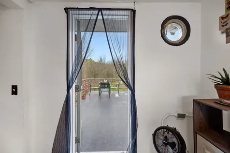 16 Dimetro Road Warren VT 05674
