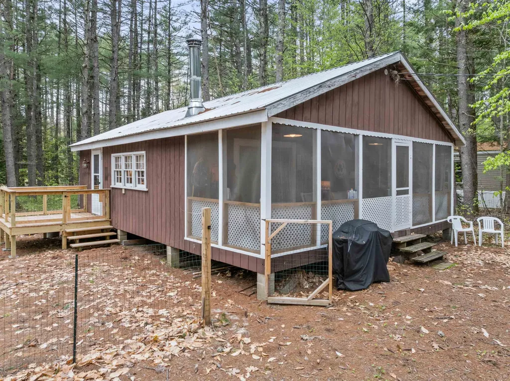 58 Thibodeau Lane Tamworth NH 03886