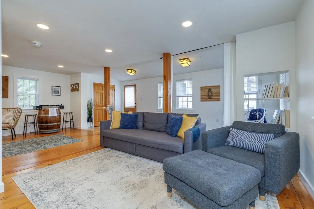 61 Central Street Sunapee NH 03782