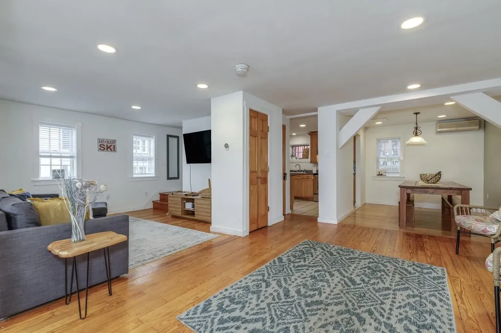 61 Central Street Sunapee NH 03782