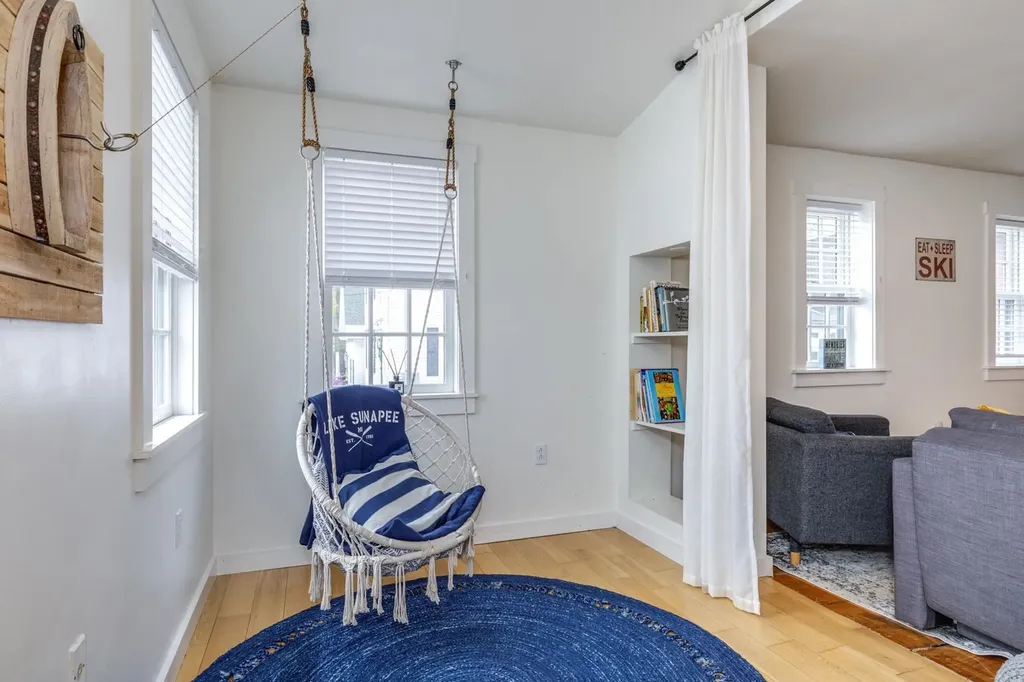 61 Central Street Sunapee NH 03782