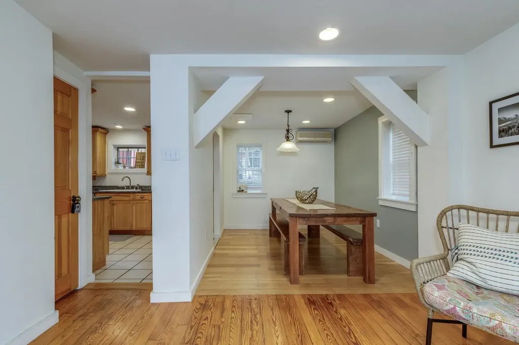 61 Central Street Sunapee NH 03782