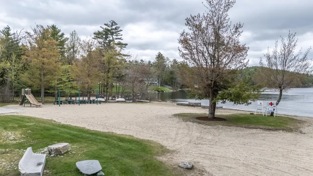 61 Central Street Sunapee NH 03782