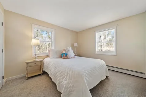 167a Hampstead Road Derry NH 03038