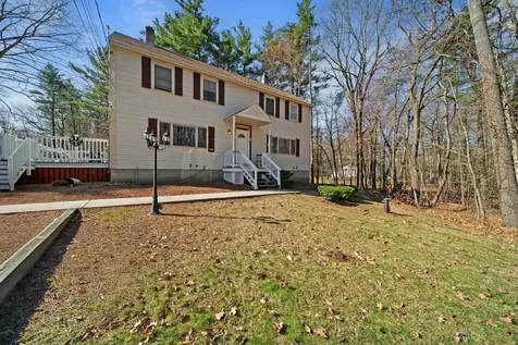 167a Hampstead Road Derry NH 03038