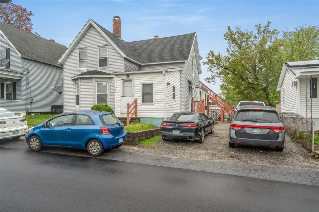 952 Somerville Street Manchester NH 03103