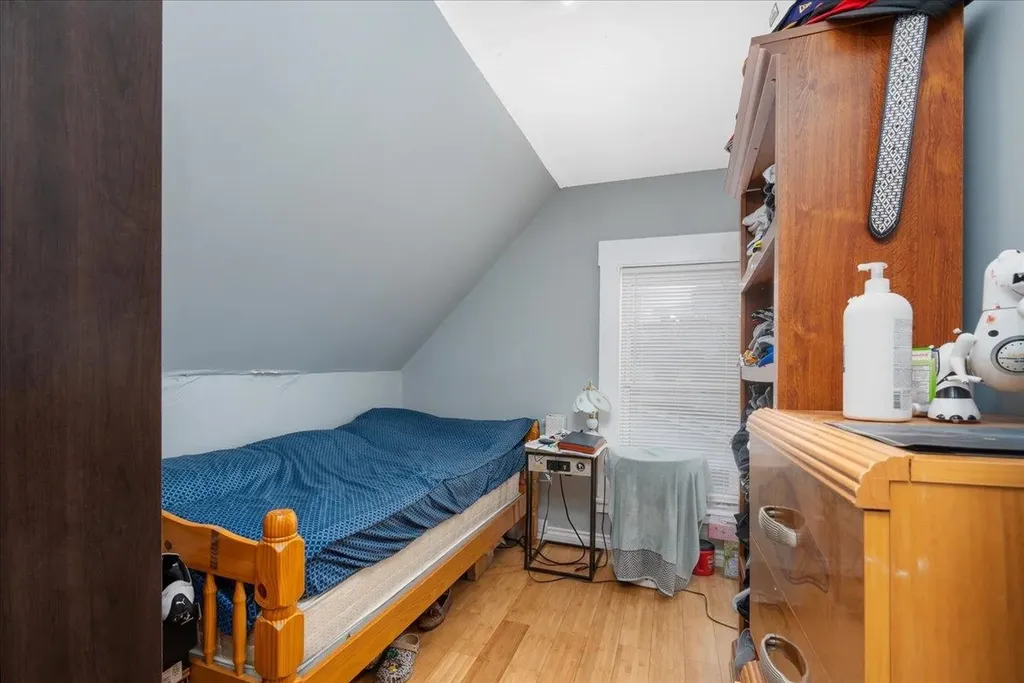 952 Somerville Street Manchester NH 03103