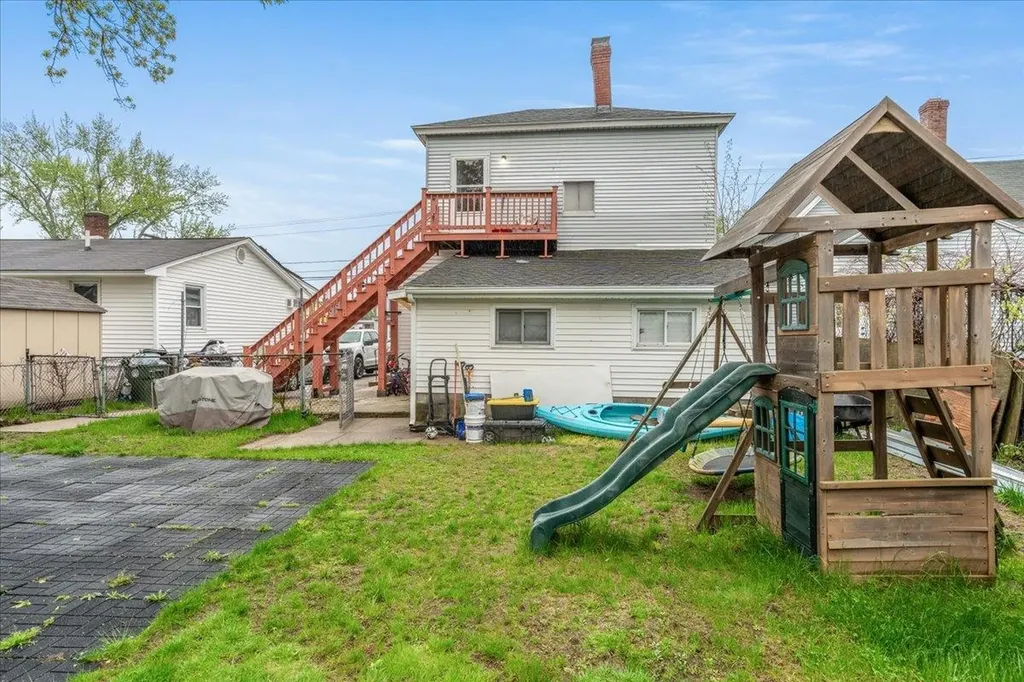 952 Somerville Street Manchester NH 03103