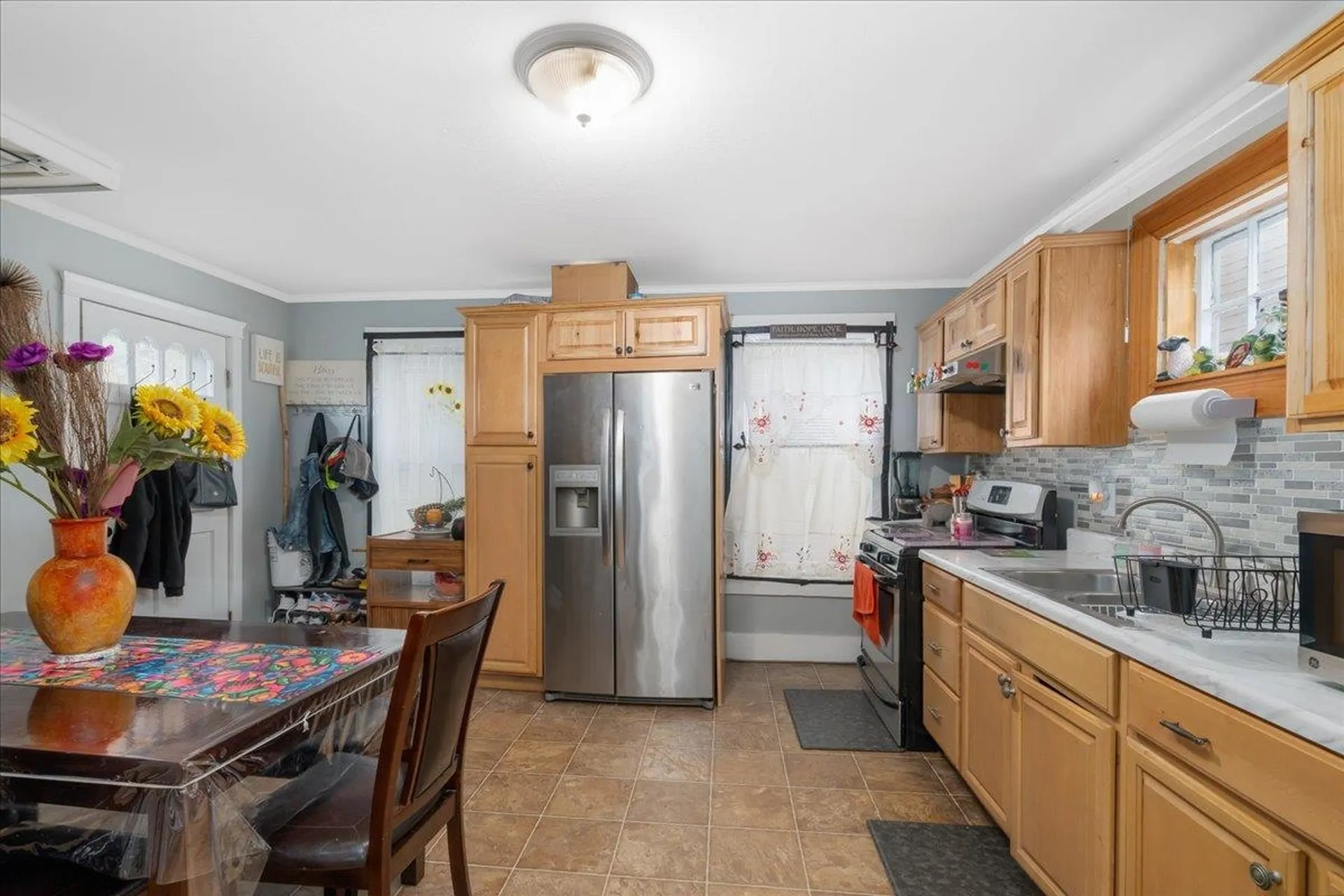 952 Somerville Street Manchester NH 03103