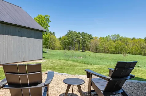 4 Thompson Mill Road Lee NH 03861