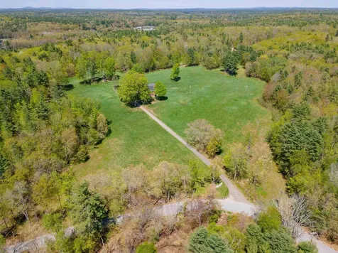 4 Thompson Mill Road Lee NH 03861