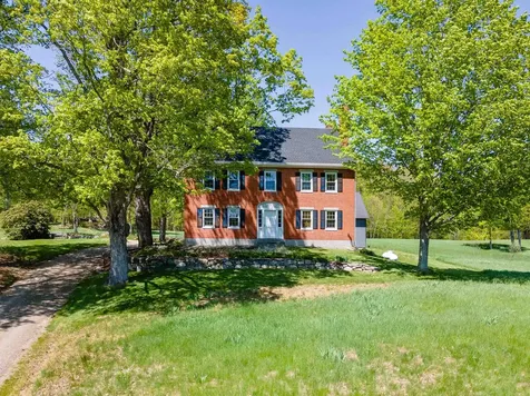 4 Thompson Mill Road Lee NH 03861