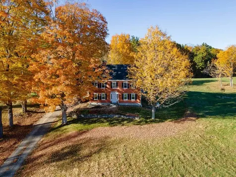 4 Thompson Mill Road Lee NH 03861