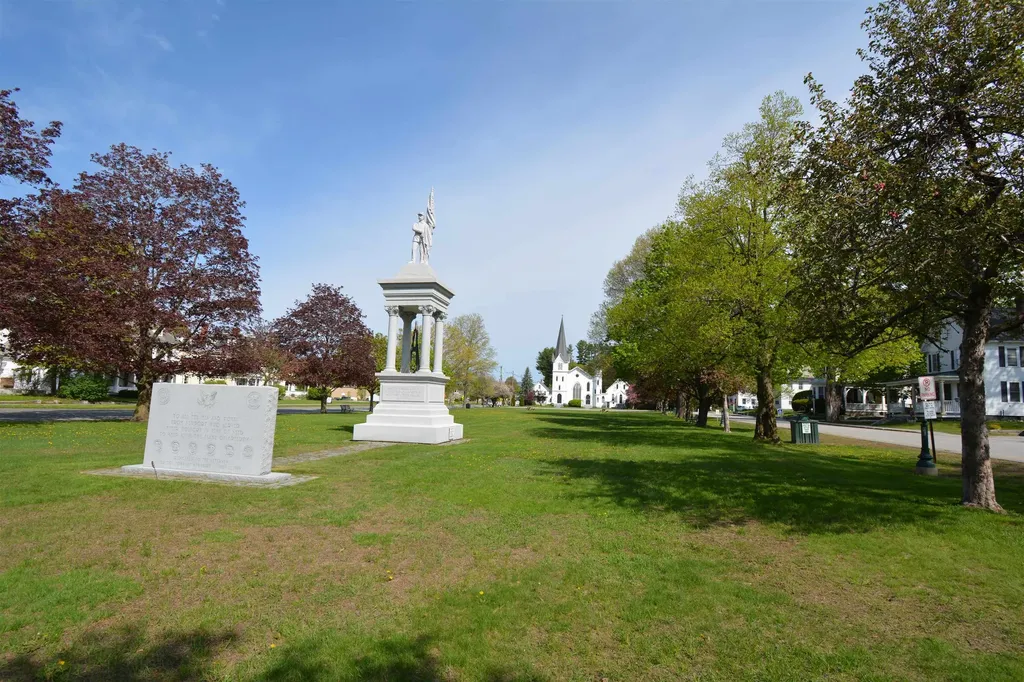 41 Prospect Street Newport NH 03773