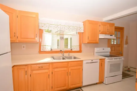 41 Prospect Street Newport NH 03773