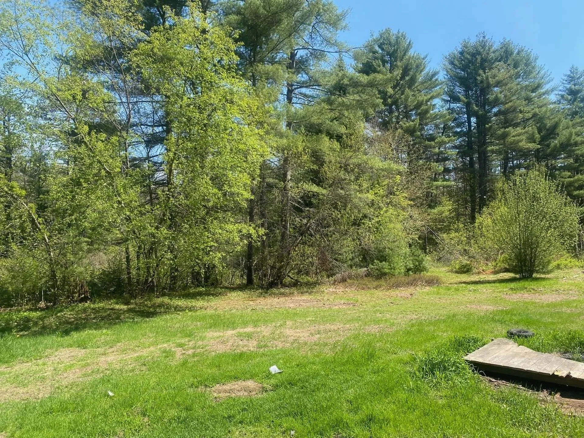 22 Clough Road Effingham NH 03882