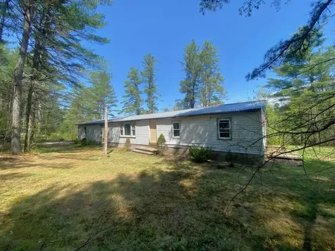 22 Clough Road Effingham NH 03882