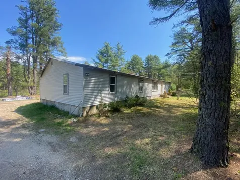 22 Clough Road Effingham NH 03882